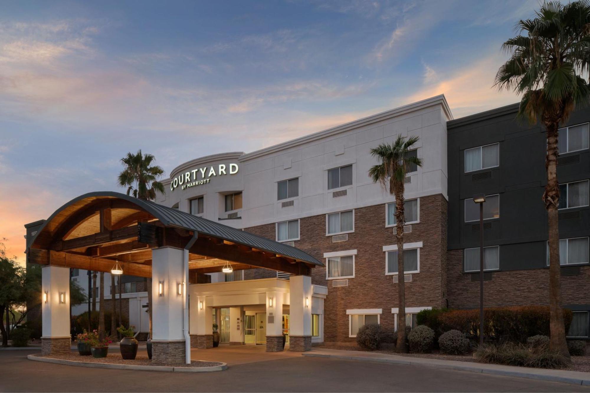 Courtyard By Marriott Phoenix West/Avondale Exterior photo